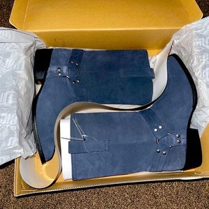 Dingo Boots Navy Sz 8